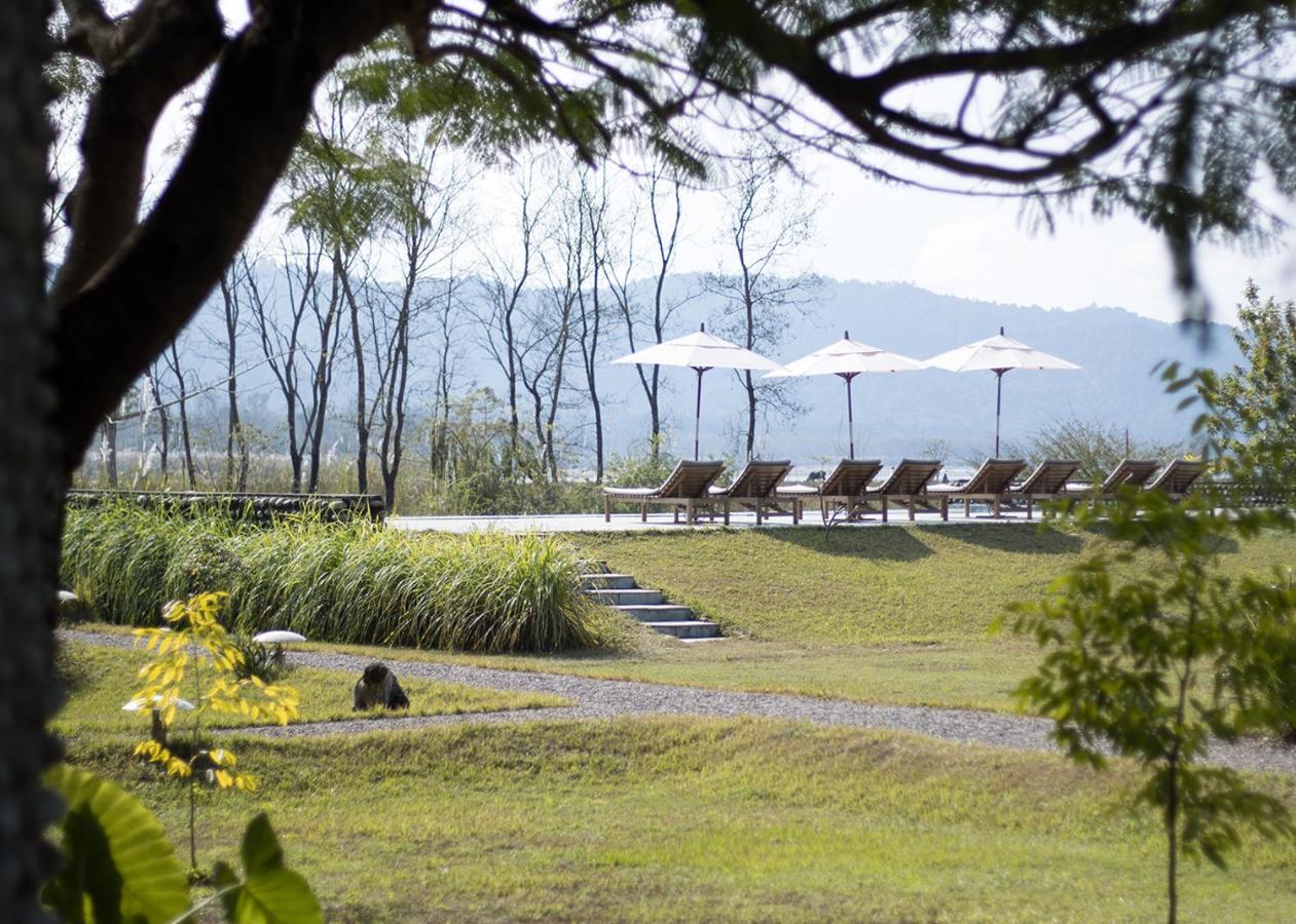 Sanctuary Chitwan National Park Bagian luar foto