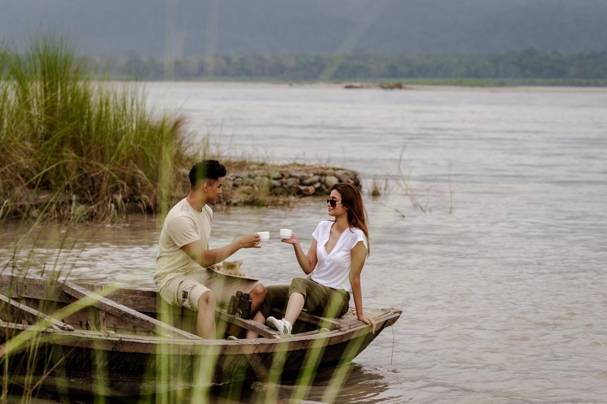 Sanctuary Chitwan National Park Bagian luar foto