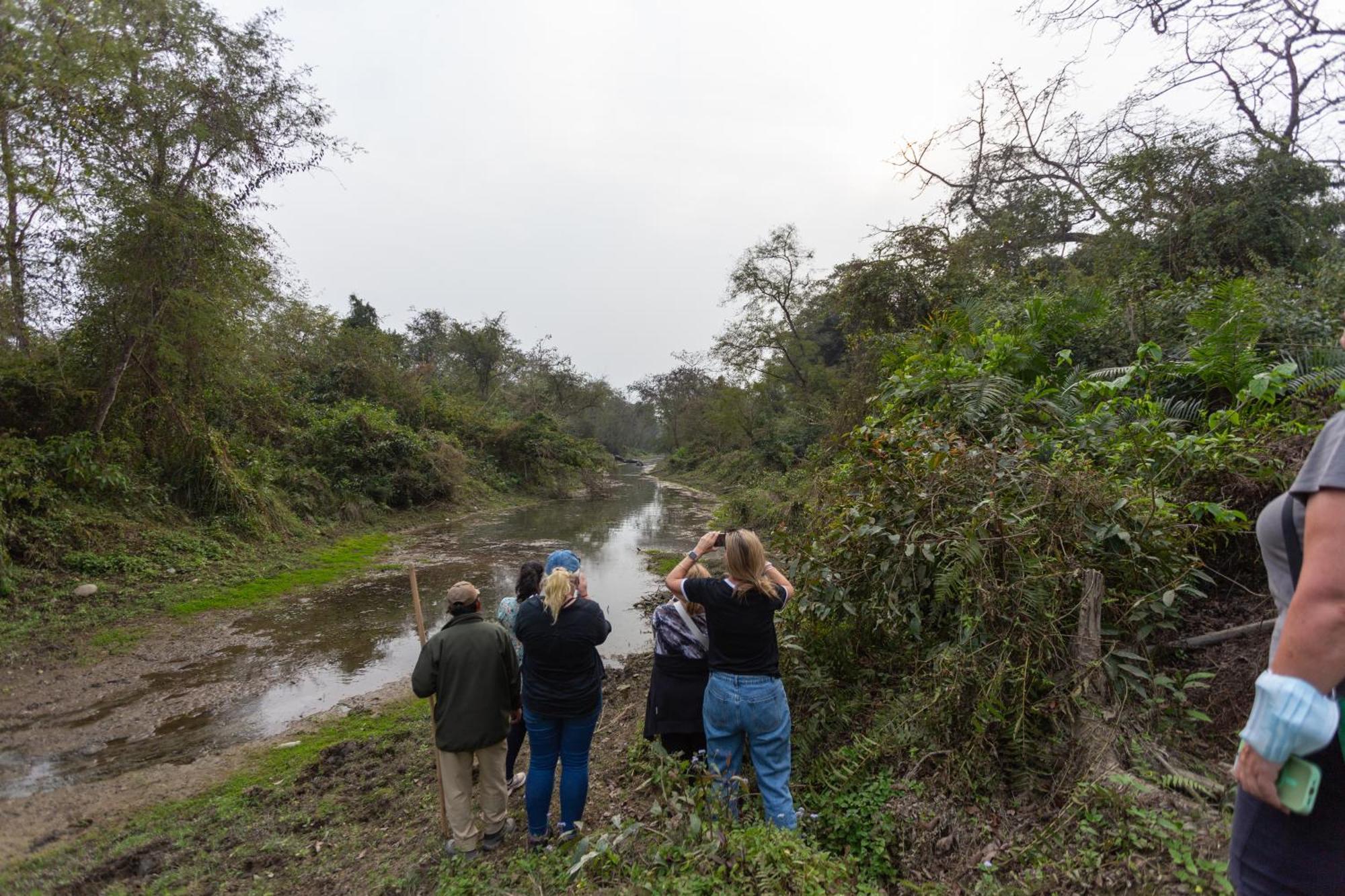 Sanctuary Chitwan National Park Bagian luar foto